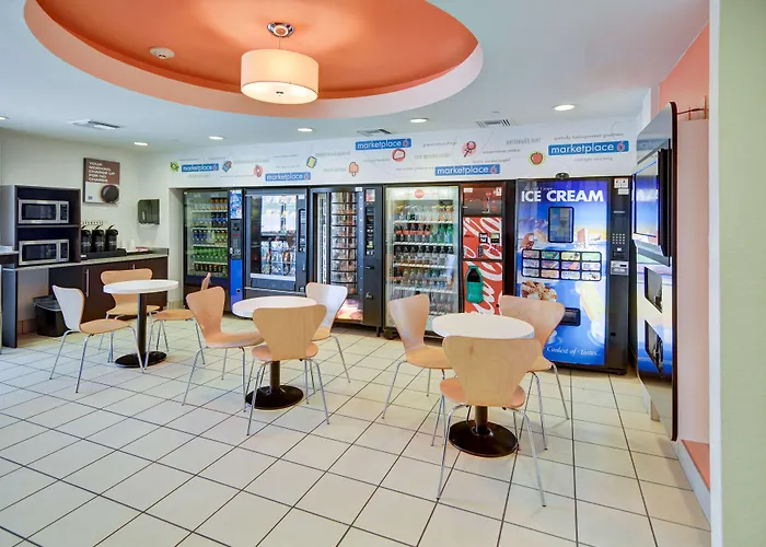 Motel 6-Roanoke, Tx - Northlake - Speedway